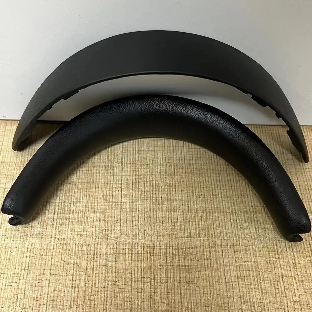 Original spare parts For Bowers & Wilkins PX8 Headphones Replacement Repair Parts B&W Headband rubber cushion,Ear Pads covers Original spare parts For Bowers & Wilkins PX8 Headphones Replacement Repair Parts B&W Headband rubber cushion,Ear Pads covers