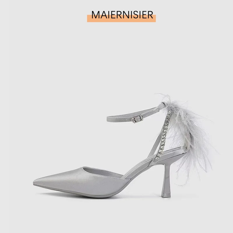 Light Luxury Feather Silver Slim Heel Sandals 2023 Summer New High Heels Rhinestone Decorative Pointed Women Single Shoe
Light Luxury Feather Silver Slim Heel Sandals 2023 Summer New High Heels Rhinestone Decorative Pointed Women Single Shoe
