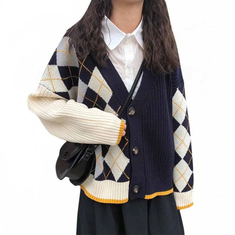Loose Slim Knitted Autumn Winter Sweater Korean Geometric Color Contrast Sweater V-neck Long Sleeve Cardigan Rhombic Sweater
Loose Slim Knitted Autumn Winter Sweater Korean Geometric Color Contrast Sweater V-neck Long Sleeve Cardigan Rhombic Sweater