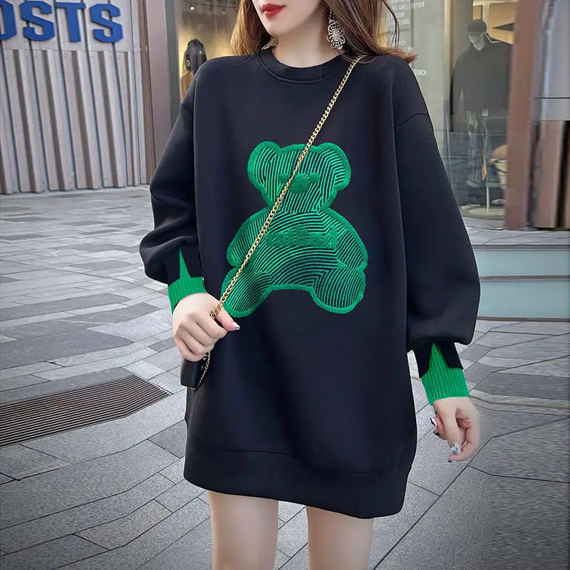 Clothes for Women Anime Fashion Women's Tops Shirt Streetwear Aesthetic Sweatshirt Loose Korean Casual Crewneck Graphic Pullover
Clothes for Women Anime Fashion Women's Tops Shirt Streetwear Aesthetic Sweatshirt Loose Korean Casual Crewneck Graphic Pullover