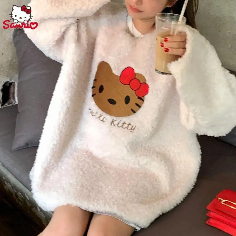 Мультяшный свитер Hello Kitty, Женское зимнее мягкое пальто, круглый милый свитер с круглым вырезом для девочек, топ, плюшевая игрушка в стиле аниме, подарок для девочки на день рождения
Мультяшный свитер Hello Kitty, Женское зимнее мягкое пальто, круглый милый свитер с круглым вырезом для девочек, топ, плюшевая игрушка в стиле аниме, подарок для девочки на день рождения