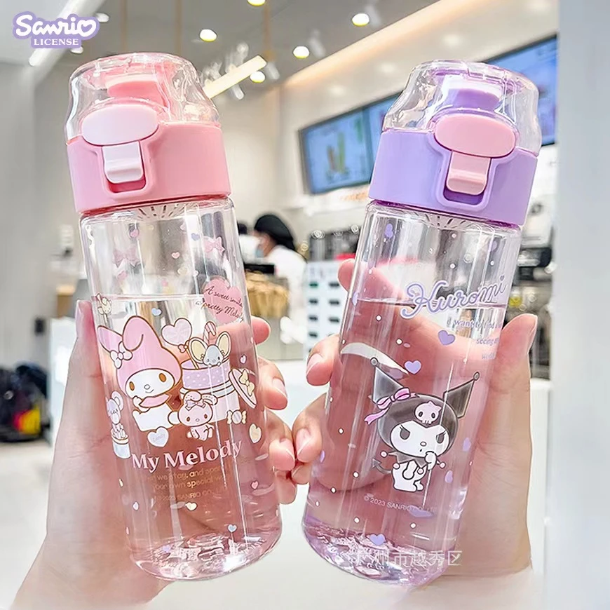 

Чашка для воды Sanrio Kawaii Hello Kitty Kuromi Cinnamoroll, милая мультяшная портативная пластиковая чашка 550 мл, чашки для занятий спортом и отдыха для студентов