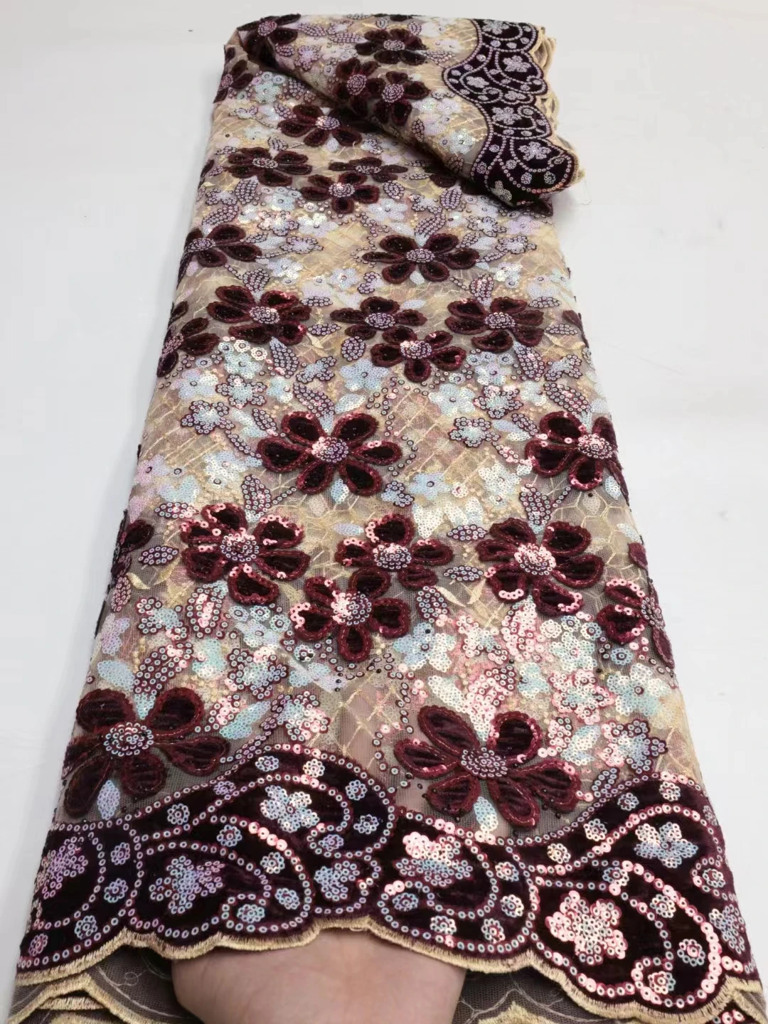 African Velvet Lace Fabric 5 Yards 2023 High Quality Sequins Groom Embroidered French Nigerian Net Lace Fabrics For Wedding Sew
African Velvet Lace Fabric 5 Yards 2023 High Quality Sequins Groom Embroidered French Nigerian Net Lace Fabrics For Wedding Sew
