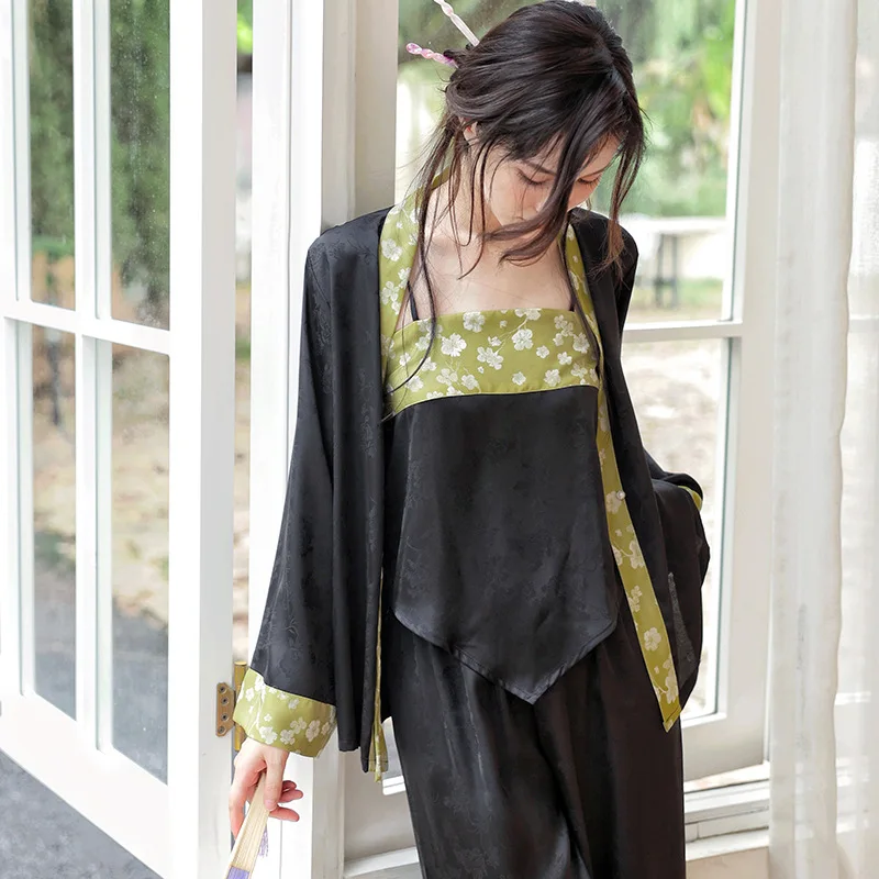 3PCS Sleep Set With Trousers Print Flower Spring Women Pajamas Suit Satin Kimono Robe Gown&Sling&Pants Sexy Autumn Sleepwear
3PCS Sleep Set With Trousers Print Flower Spring Women Pajamas Suit Satin Kimono Robe Gown&Sling&Pants Sexy Autumn Sleepwear