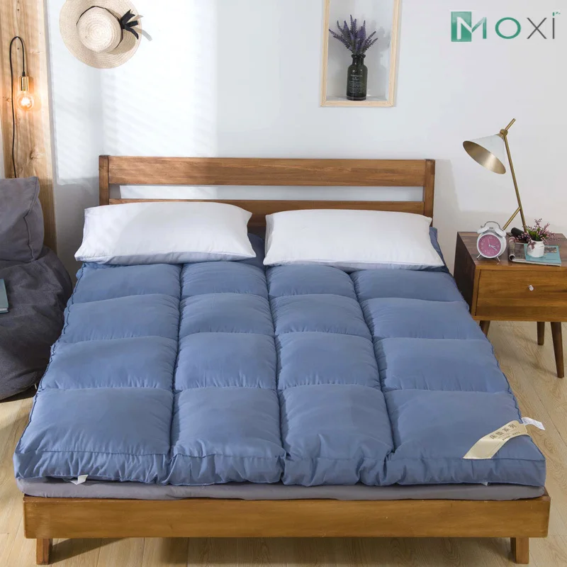 Thickened Warm Lamb Plush Mattress Soft Mattress Household Mattress Winter Mattress Tatami Student Dormitory Tatami Mat Decor
Thickened Warm Lamb Plush Mattress Soft Mattress Household Mattress Winter Mattress Tatami Student Dormitory Tatami Mat Decor