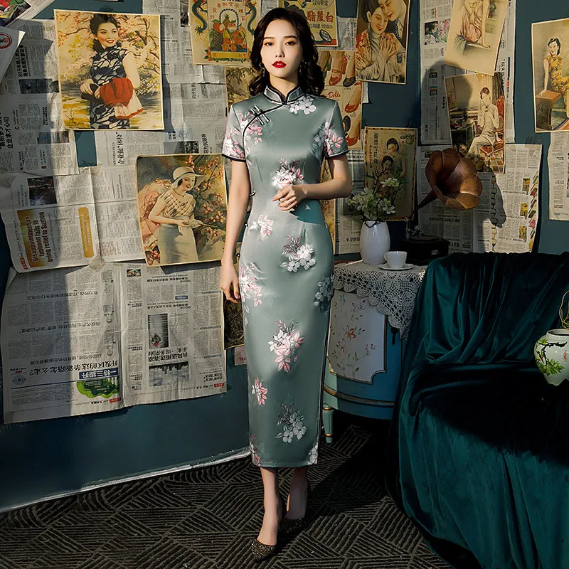 2022 spring short-sleeve new cheongsam vintage stand-up collar long section slim daily improvement satin cheongsam qipao
2022 spring short-sleeve new cheongsam vintage stand-up collar long section slim daily improvement satin cheongsam qipao