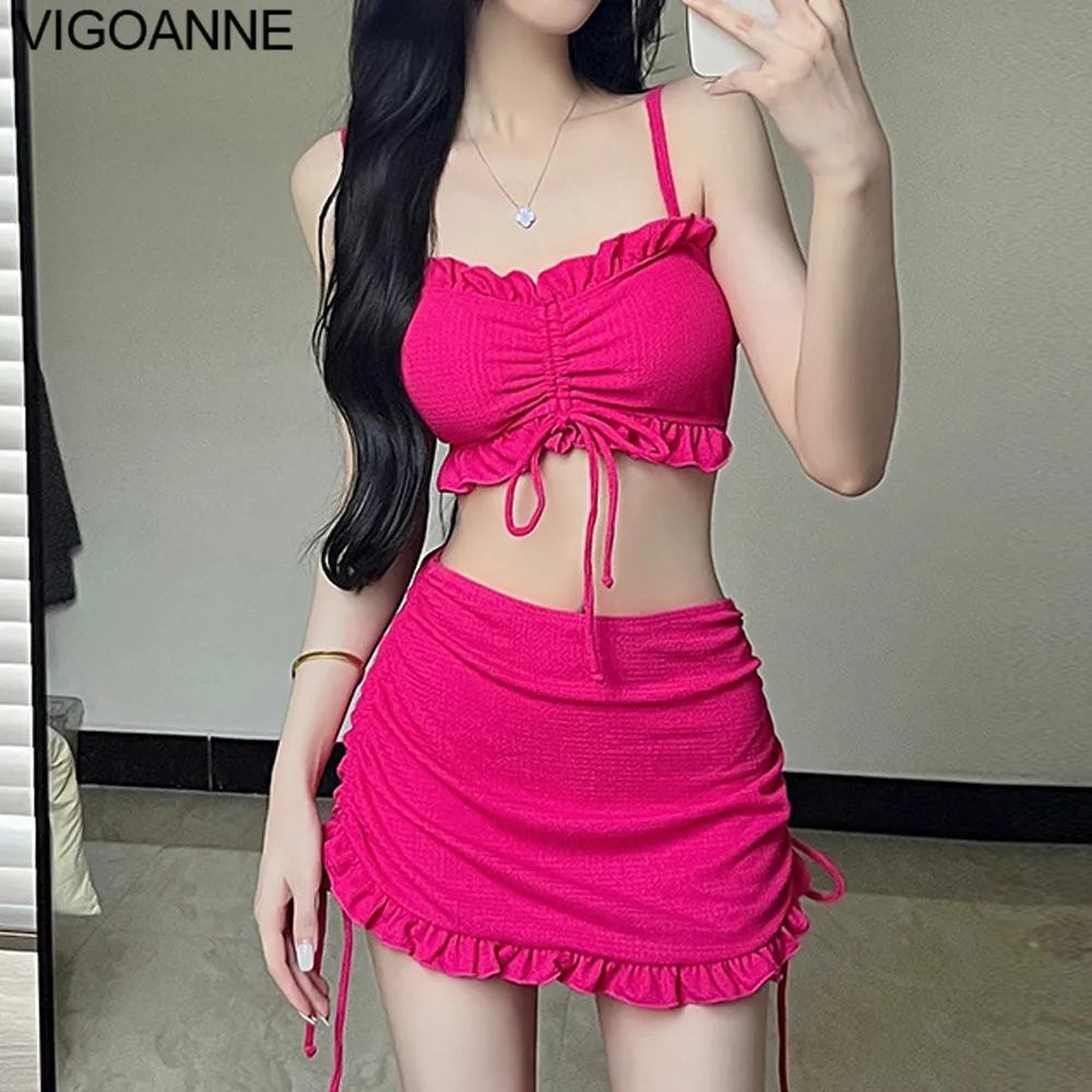 Пикантный однотонный комплект бикини VigoAnne из 3 предметов с юбкой с высокой талией, женский купальник пуш-ап 2024 с ремешками, пляжный корейский купальный костюм с открытой спиной
Пикантный однотонный комплект бикини VigoAnne из 3 предметов с юбкой с высокой талией, женский купальник пуш-ап 2024 с ремешками, пляжный корейский купальный костюм с открытой спиной