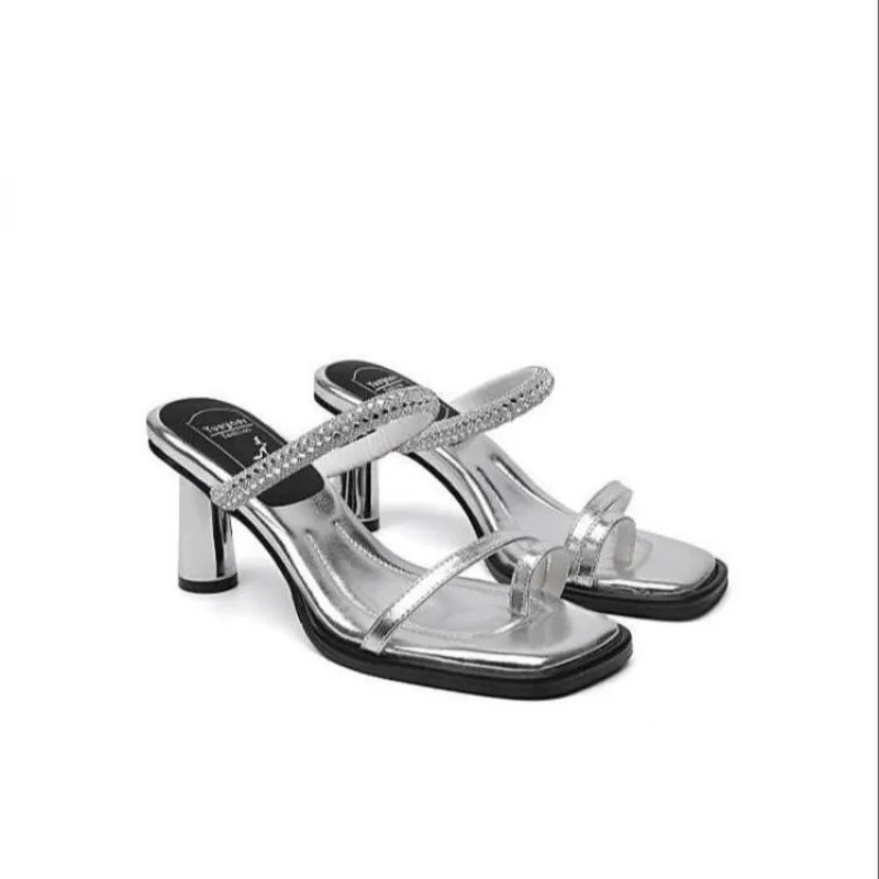 Женские прозрачные шлепанцы на высоком каблуке, туфли с открытым носком и кристаллами, Пляжная модная обувь, лето 2024
Женские прозрачные шлепанцы на высоком каблуке, туфли с открытым носком и кристаллами, Пляжная модная обувь, лето 2024