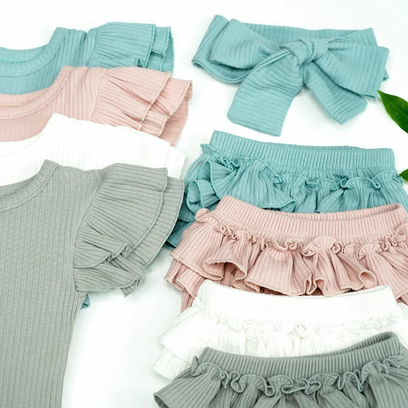 Conjunto Bebê Fru Fru 3 peças - Macacão, calcinha e faixa em algodão super macio Conjunto Bebê Fru Fru 3 peças - Macacão, calcinha e faixa em algodão super macio