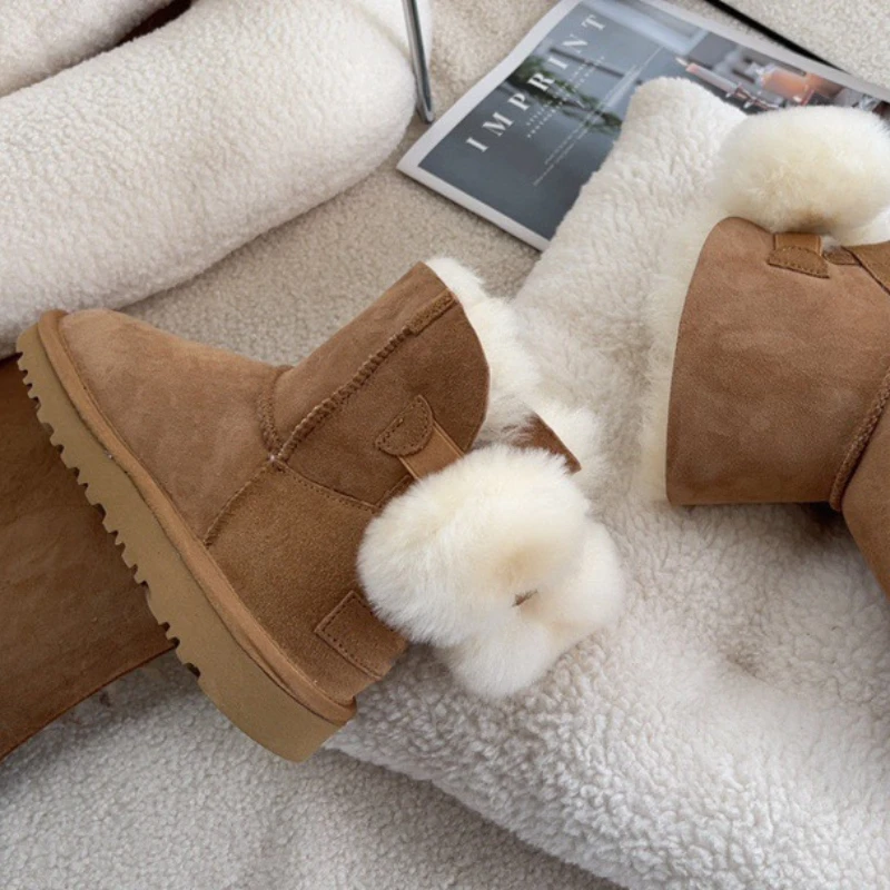 Autumn and Winter Thickened Warm fur One Snow Boots Decorated with plush bows Women's Boots Non-Slip Mid-Tube Shoes
Autumn and Winter Thickened Warm fur One Snow Boots Decorated with plush bows Women's Boots Non-Slip Mid-Tube Shoes