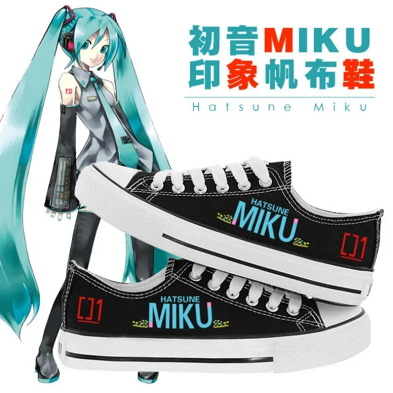 Кеды hatsune miku с мультипликационным принтом, повседневные холщовые ботинки для мужчин и женщин, аниме периферийная обувь для пар, с высоким верхом и плоской подошвой, подарок на весну и осень
Кеды hatsune miku с мультипликационным принтом, повседневные холщовые ботинки для мужчин и женщин, аниме периферийная обувь для пар, с высоким верхом и плоской подошвой, подарок на весну и осень