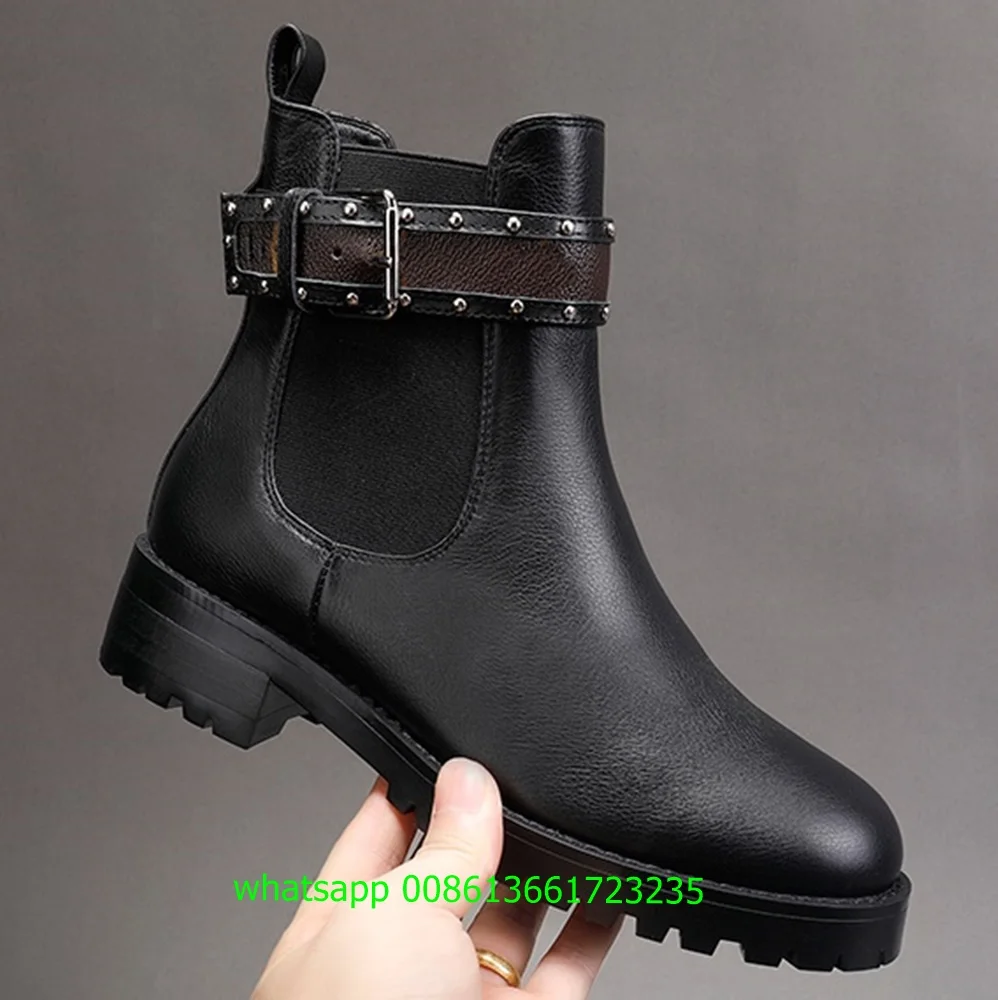Black Genuine Leather Ankle Buckle Boots Round Toe Platform Ankle Boots Flat Women Fashion Shoes 2024 New Design Luxury Boots
Black Genuine Leather Ankle Buckle Boots Round Toe Platform Ankle Boots Flat Women Fashion Shoes 2024 New Design Luxury Boots
