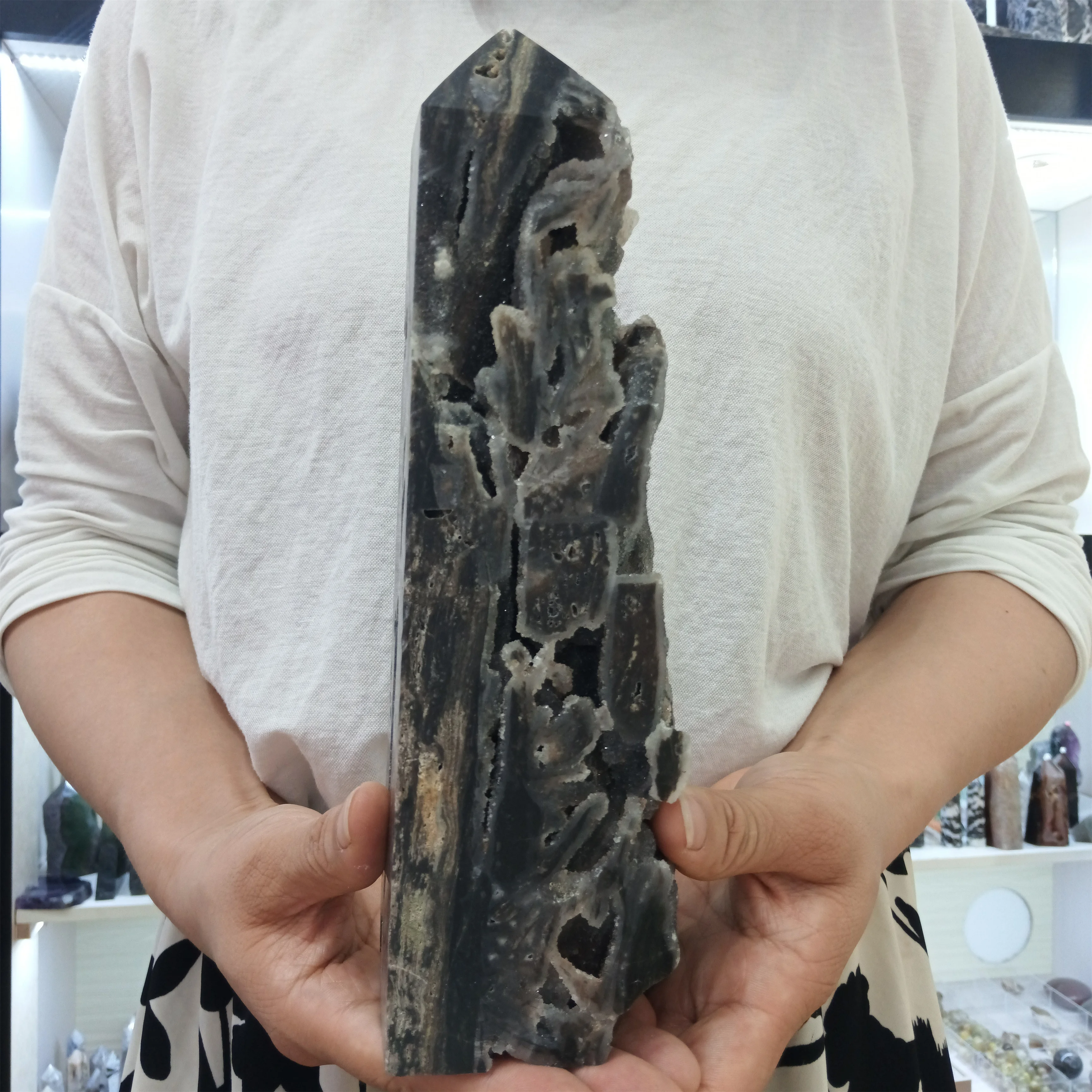 Natural Sphalerite Pillar Crystal Energy Wand Home Office Decoration Gift Mineral Specimen Reiki Healing Ornaments
Natural Sphalerite Pillar Crystal Energy Wand Home Office Decoration Gift Mineral Specimen Reiki Healing Ornaments