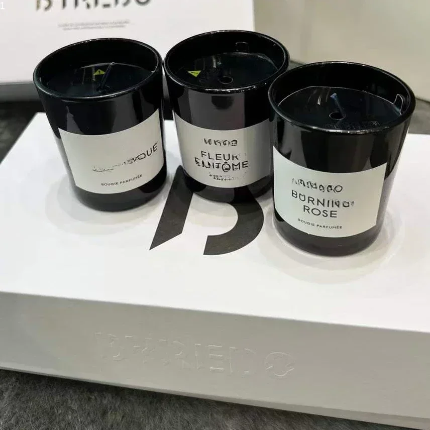 70gx3 Library Scented Candles Bibliotheque Luxury Brands Limited Gift Box Set Wedding Home Aromatherapy Decor Christmas Gifts
70gx3 Library Scented Candles Bibliotheque Luxury Brands Limited Gift Box Set Wedding Home Aromatherapy Decor Christmas Gifts