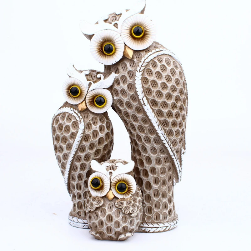 Modern minimalist family of three owl animal ornaments home decoration living room desk crafts
Modern minimalist family of three owl animal ornaments home decoration living room desk crafts