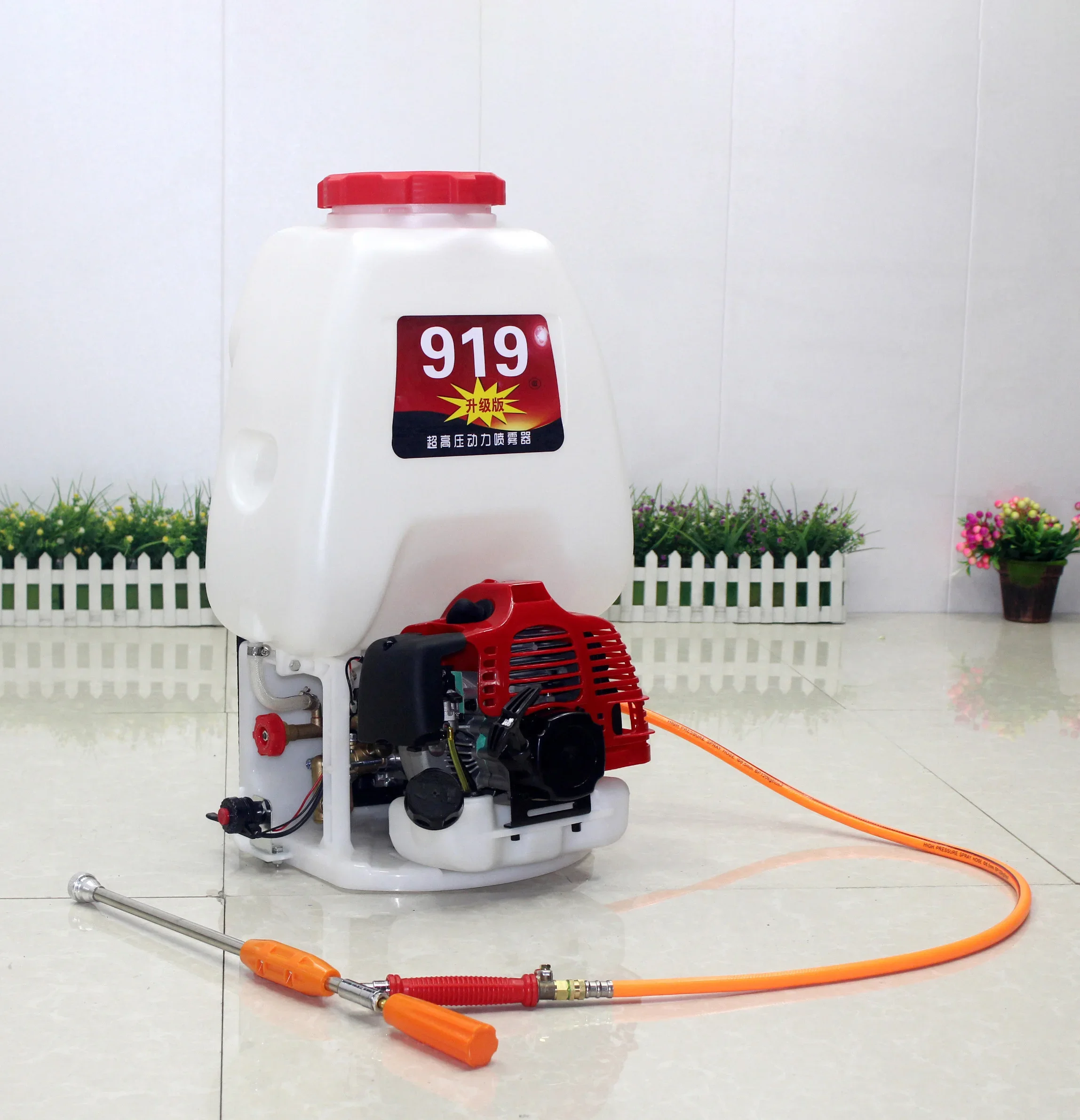 919 DUSTER & SPRAYER BACKPACK MISTER 52CC 2 STROKE AGRICULTURAL PESTICIDES FERTILIZER GASOLINE ENGINE 25L
919 DUSTER & SPRAYER BACKPACK MISTER 52CC 2 STROKE AGRICULTURAL PESTICIDES FERTILIZER GASOLINE ENGINE 25L