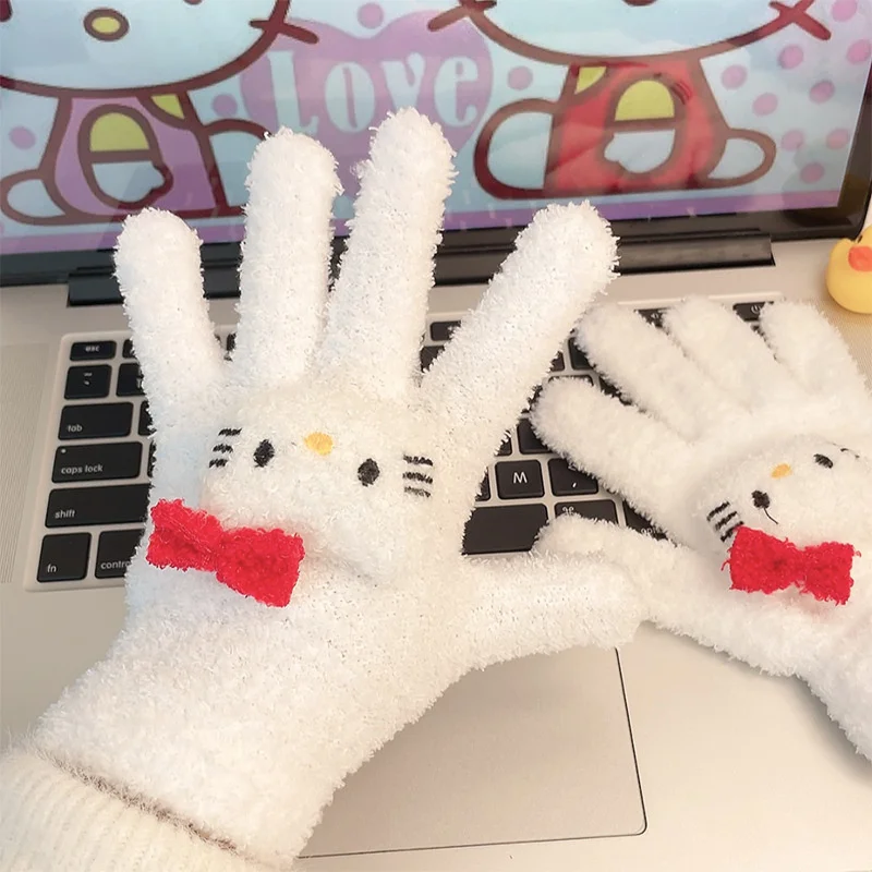 Cartoon Sanrio Cinnamoroll Coral Plush Gloves Winter Children's Outdoor Riding Gloves Student Warm Five Finger Gloves Gift
Cartoon Sanrio Cinnamoroll Coral Plush Gloves Winter Children's Outdoor Riding Gloves Student Warm Five Finger Gloves Gift