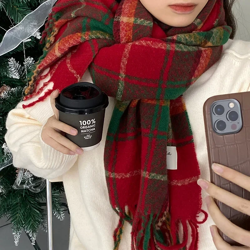 Women's Vintage Cashmere Tassel Scarf Plaid Winter Korean Thick Warm Long Shawl Neck Christmas Gift Fashion Accessories
Women's Vintage Cashmere Tassel Scarf Plaid Winter Korean Thick Warm Long Shawl Neck Christmas Gift Fashion Accessories