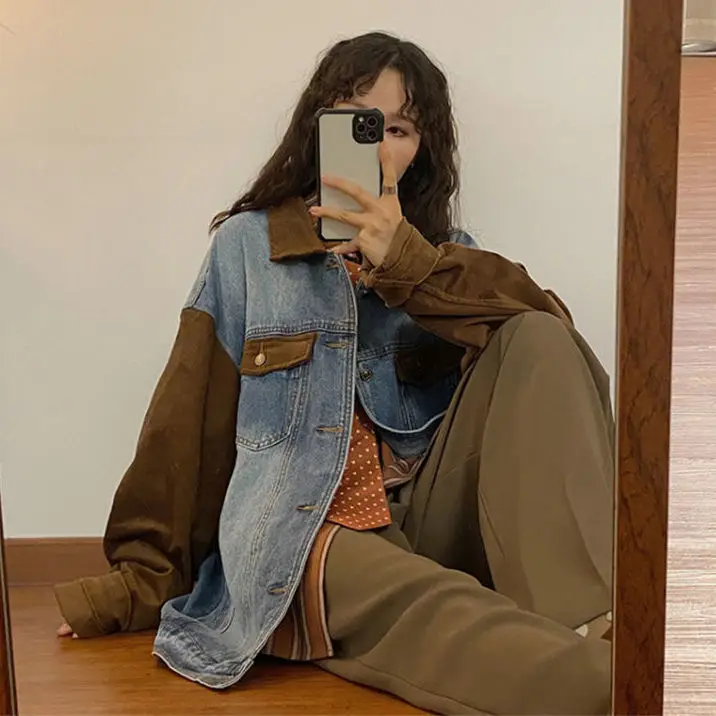 Splicing Retro Varsity Jacket Harajuku Vintage Bomber Jackets Patchwork Denim Lapel Loose Sport Baseball Uniform Couple 2022 New
Splicing Retro Varsity Jacket Harajuku Vintage Bomber Jackets Patchwork Denim Lapel Loose Sport Baseball Uniform Couple 2022 New