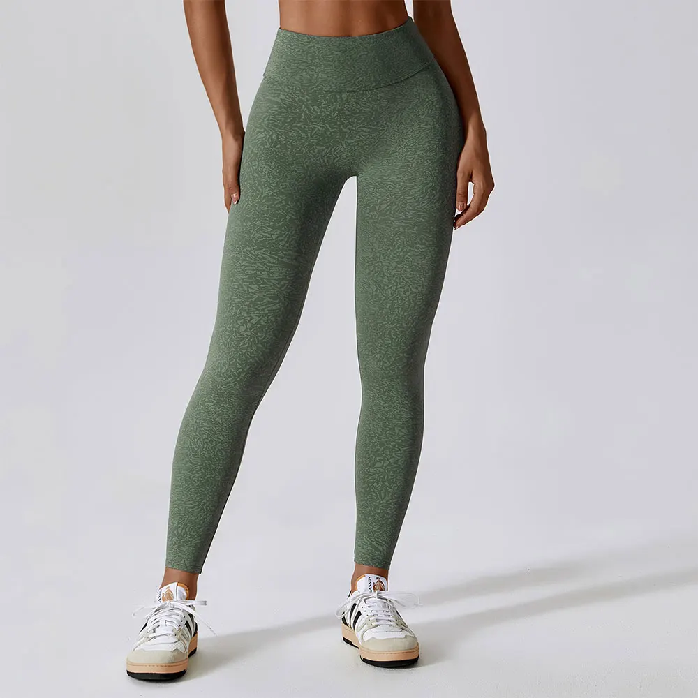 Women's Camo Print seamless leggings High-waisted tights gym Yoga pants Push workout sports leggings Women's fitness wear
Women's Camo Print seamless leggings High-waisted tights gym Yoga pants Push workout sports leggings Women's fitness wear