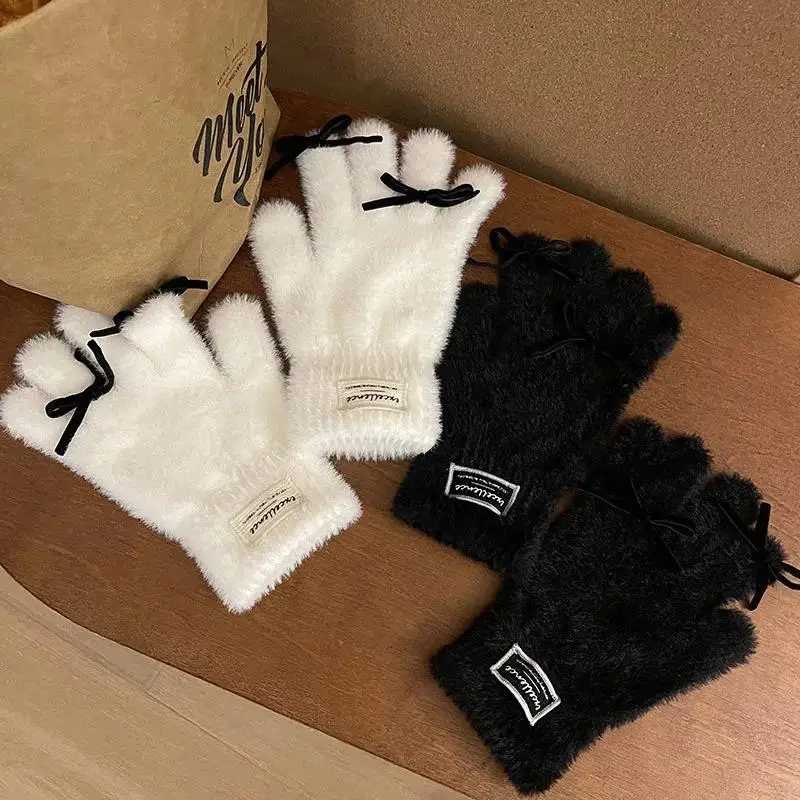 Kawaii Cute Fur Winter Thickened Touch Screen Gloves Fullfinger Women Lolita Bow Tie Gloves Mittens JK Y2K Accessories Gift
Kawaii Cute Fur Winter Thickened Touch Screen Gloves Fullfinger Women Lolita Bow Tie Gloves Mittens JK Y2K Accessories Gift