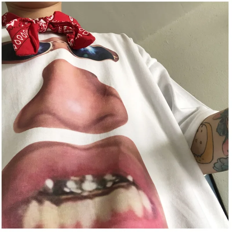 

National trendy design eye mouth and nose T-shirt hip-hop loose short-sleeved men and women hiphop high street brand couple tops
