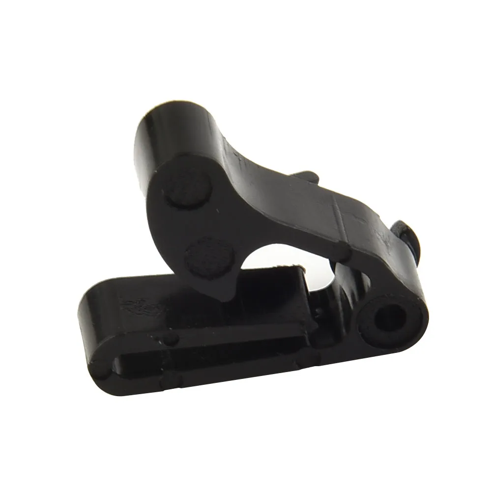 High Quality New Style Brand New Car Spare Parts RETAINING CLIP RETAINING CLIP Or Land Rover Discovery 2 Replacement
High Quality New Style Brand New Car Spare Parts RETAINING CLIP RETAINING CLIP Or Land Rover Discovery 2 Replacement