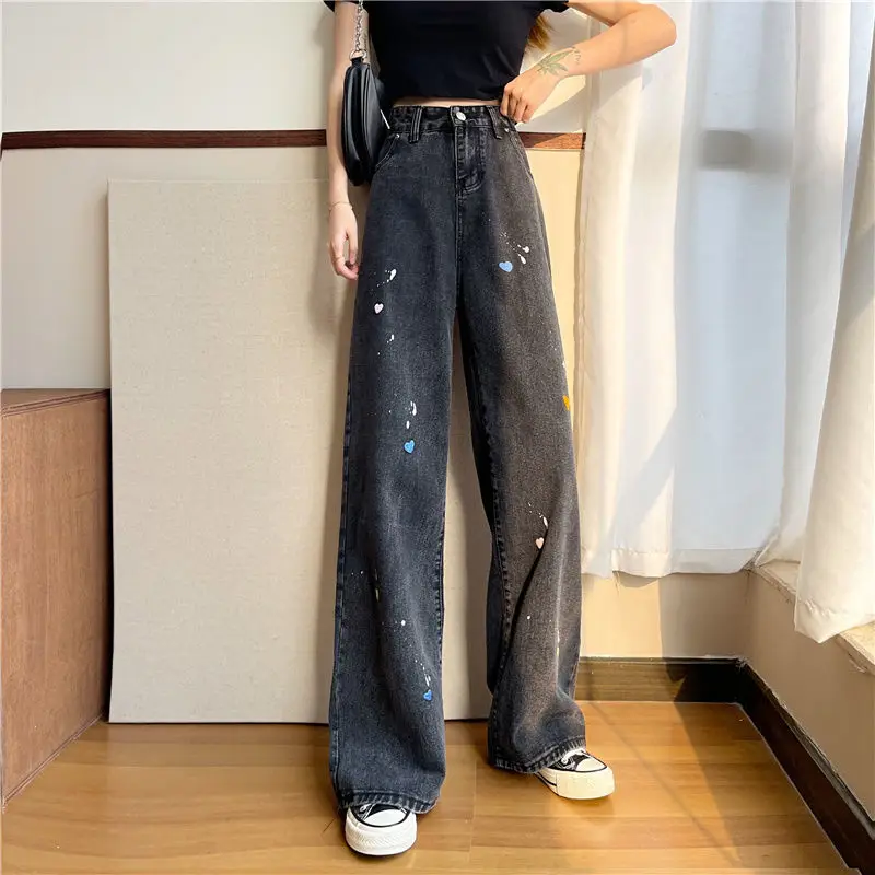 Spring High Waist Straight Women Jeans Black Streetwear Loose Slim Wide Leg Washed Vintage Heart Splash-ink Denim Trousers
Spring High Waist Straight Women Jeans Black Streetwear Loose Slim Wide Leg Washed Vintage Heart Splash-ink Denim Trousers