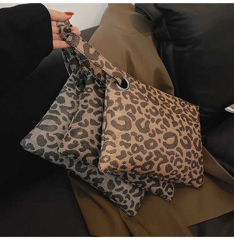 2022 Hot Leopard Wallet , Multi-card Coin Purse , Business Card Holder , Pu Peafowl Pattern Zipper Handbags for Ladies
2022 Hot Leopard Wallet , Multi-card Coin Purse , Business Card Holder , Pu Peafowl Pattern Zipper Handbags for Ladies