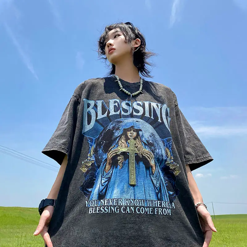 Fashion American Gothic Printed Graphic T shirt Summer Y2K Loose personality Retro Street Hip Hop Men and Women T shirt
Fashion American Gothic Printed Graphic T shirt Summer Y2K Loose personality Retro Street Hip Hop Men and Women T shirt