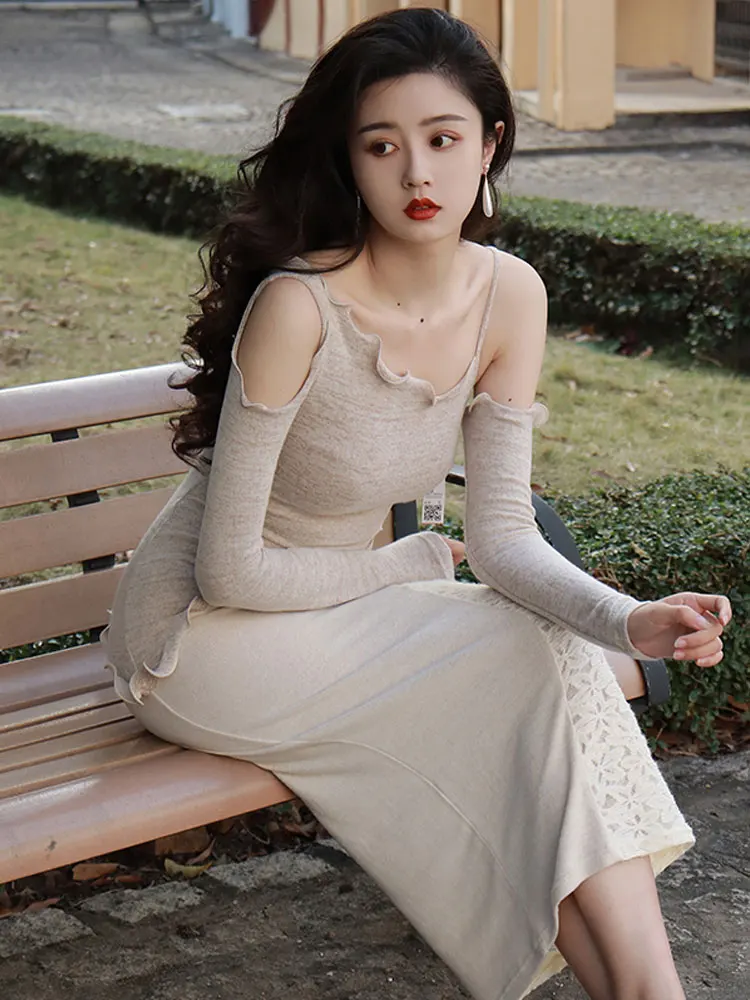 Summer new women's clothing retro ethos quality slender show long dress Bohemian travel beach sling splicing long dress
Summer new women's clothing retro ethos quality slender show long dress Bohemian travel beach sling splicing long dress