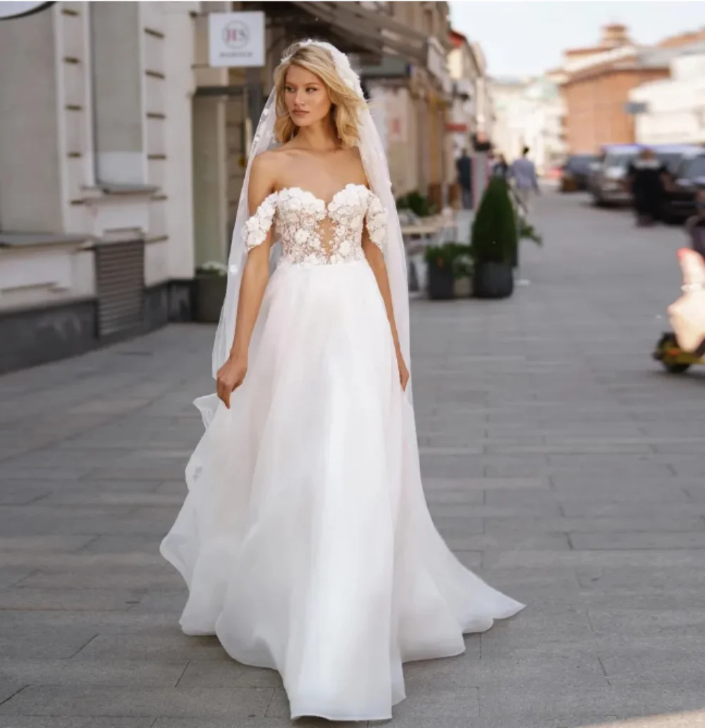 2024 New Women Wedding Dress Sleeveless Flowers Lace Appliques Floor-Length A-Line Tulle Bridal Dress Vestidos Novias Boda
2024 New Women Wedding Dress Sleeveless Flowers Lace Appliques Floor-Length A-Line Tulle Bridal Dress Vestidos Novias Boda