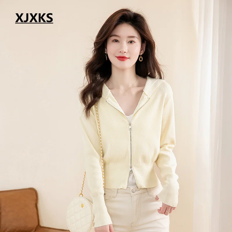 XJXKS 2023 Spring And Autumn Women's Hooded Jacket Temperament All-match Soft Wool Knit Cardigan Ladies Sweater Coat
XJXKS 2023 Spring And Autumn Women's Hooded Jacket Temperament All-match Soft Wool Knit Cardigan Ladies Sweater Coat