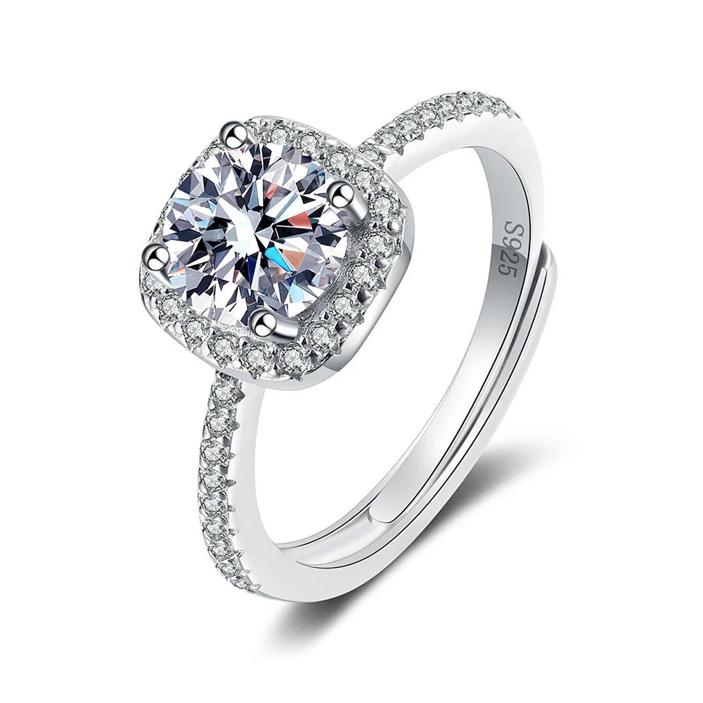 Morsonite ring female D color 1 carat micro inlaid square wrapped high carbon stone S925 Silver Plated Platinum couple
Morsonite ring female D color 1 carat micro inlaid square wrapped high carbon stone S925 Silver Plated Platinum couple
