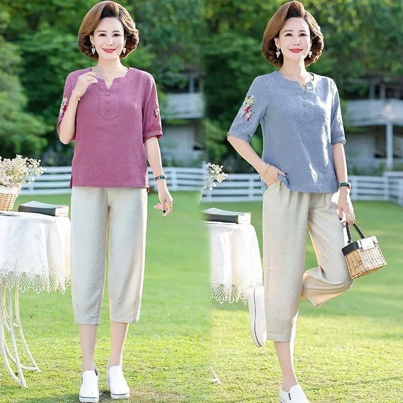 Womaan O-neck Stitched Chiffon Shirt Blouse Trousers Two Piece Set Elegant Female Suit Half Sleeve Top and Wide Leg Pants G106
Womaan O-neck Stitched Chiffon Shirt Blouse Trousers Two Piece Set Elegant Female Suit Half Sleeve Top and Wide Leg Pants G106