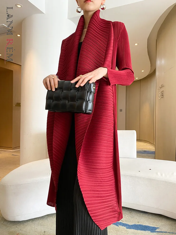 LANMREM Pleated Long Cardigan Trench Women Solid Color Turn-down Collar Full Sleeve 2024 Spring Female Fashion Clothing 2R8945
LANMREM Pleated Long Cardigan Trench Women Solid Color Turn-down Collar Full Sleeve 2024 Spring Female Fashion Clothing 2R8945