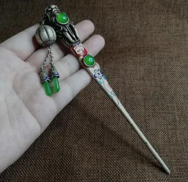 

Antique Collection Area Return Old Tibetan Silver Inlaid with Jade Color Beads, Head , Retro Old Baojiang