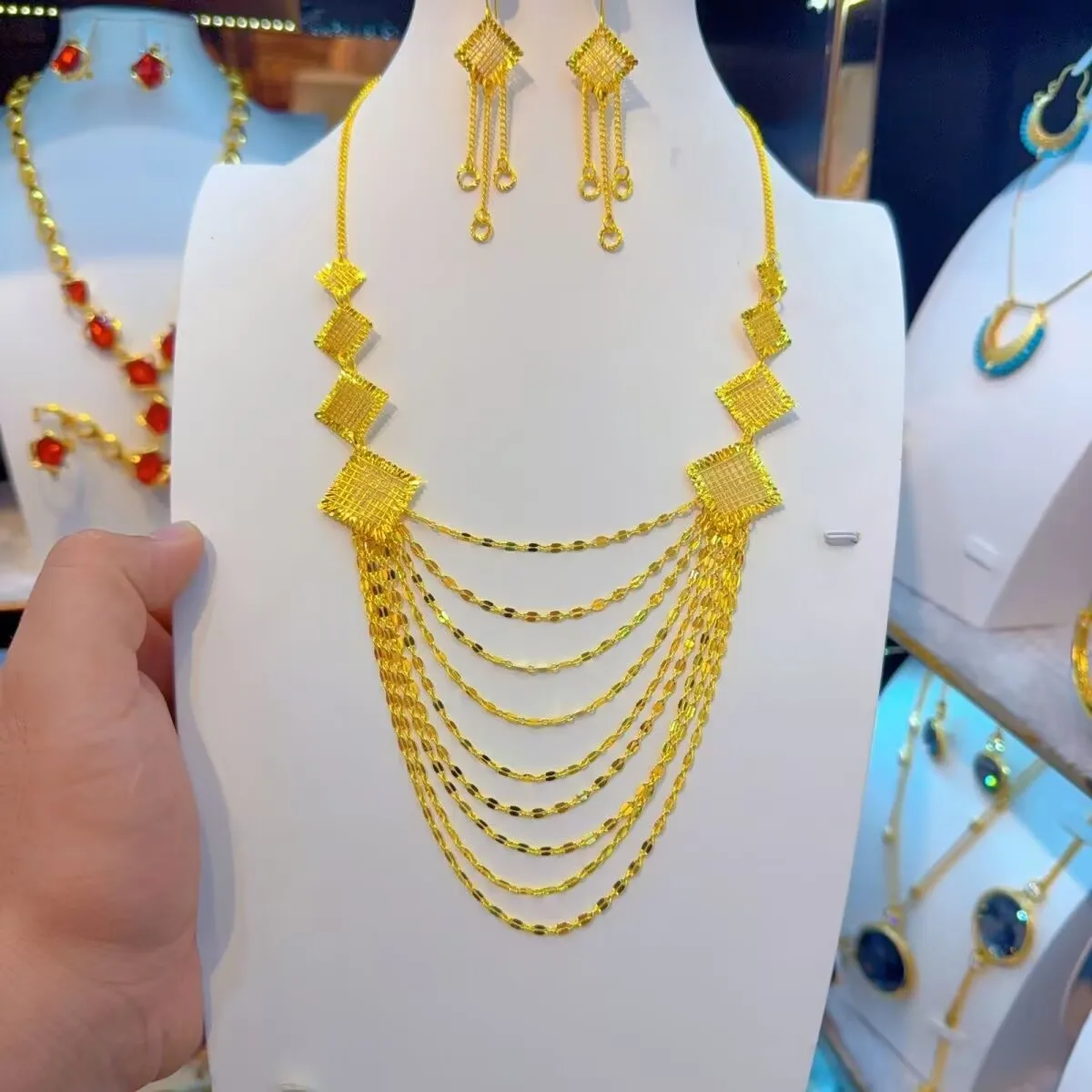 24K Gold Plated Necklace Earrings as a Gift Jewelry Set for Women at Wedding Parties 3 Mallzona S5bcf9830adc64c95aa16577425a1c8d2l 24K Gold Plated Necklace Earrings as a Gift Jewelry Set for Women at Wedding Parties Mallzona