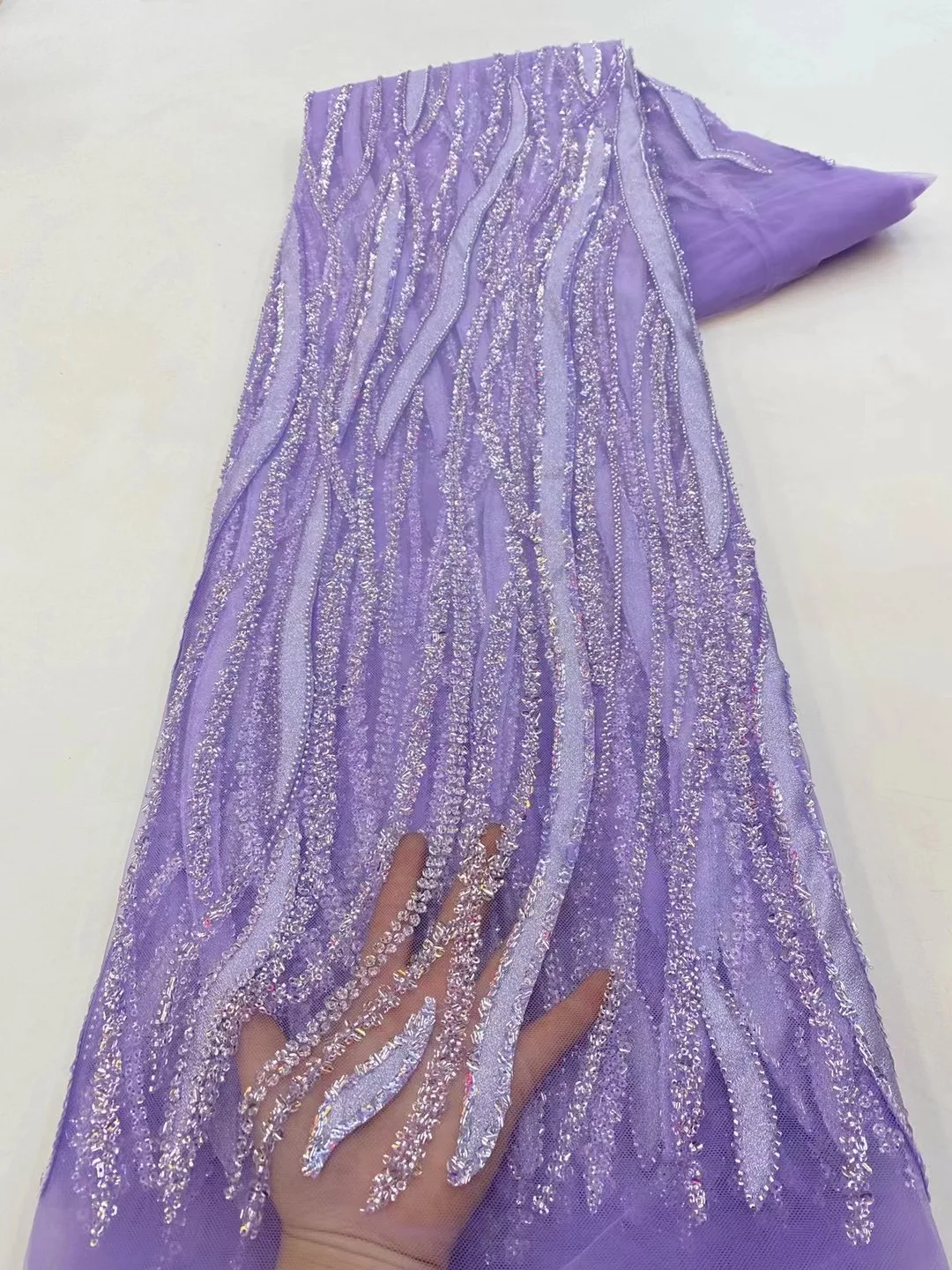 (5yards/pc) High quality lilac purple tulle lace with tube beads sequins African wedding net lace for party dress FZX198
(5yards/pc) High quality lilac purple tulle lace with tube beads sequins African wedding net lace for party dress FZX198