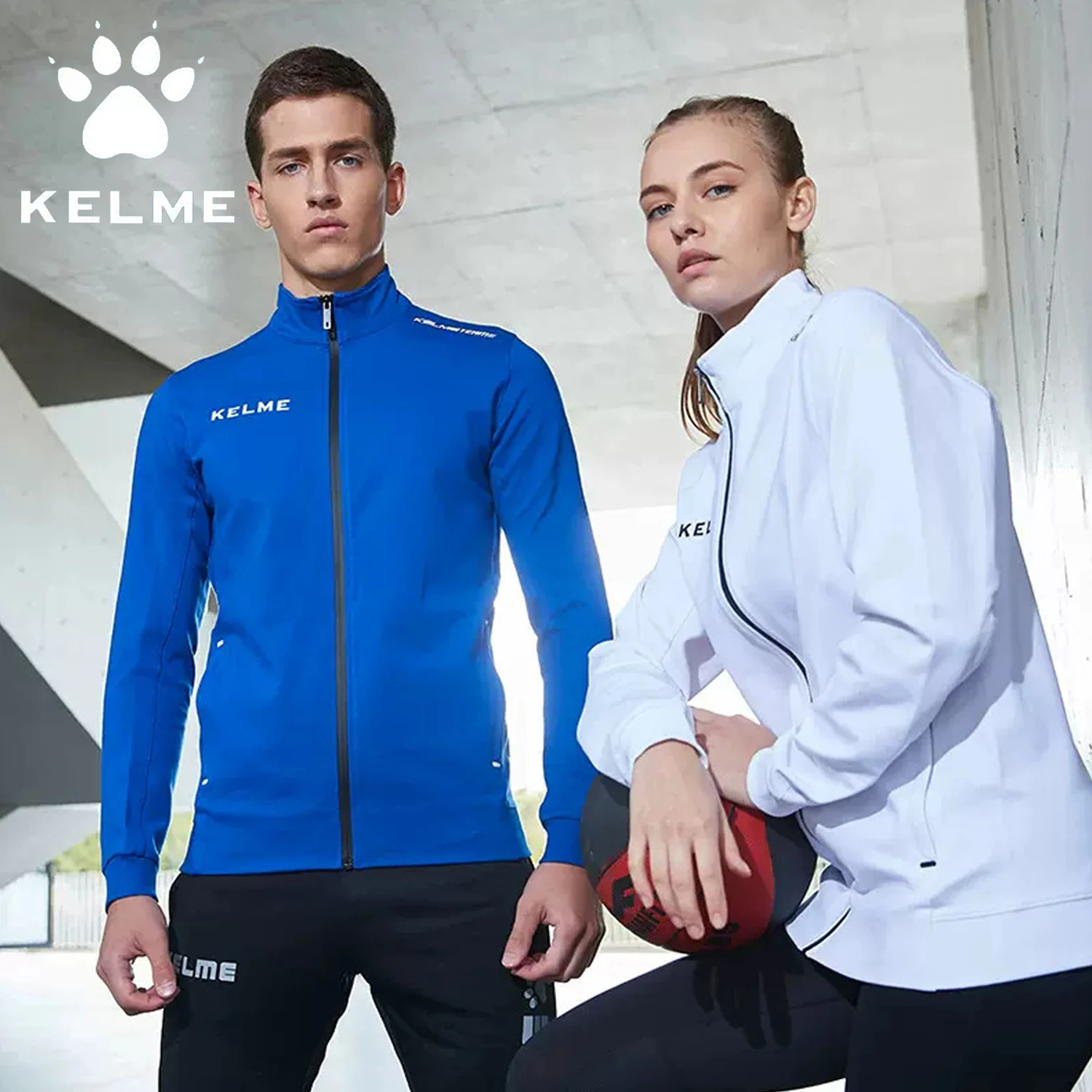 Мужская футбольная форма KELME, тренировочная куртка, одежда для бега, трикотажное ветрозащитное пальто, тренировочный костюм для футбола, Спортивная одежда на заказ
Мужская футбольная форма KELME, тренировочная куртка, одежда для бега, трикотажное ветрозащитное пальто, тренировочный костюм для футбола, Спортивная одежда на заказ