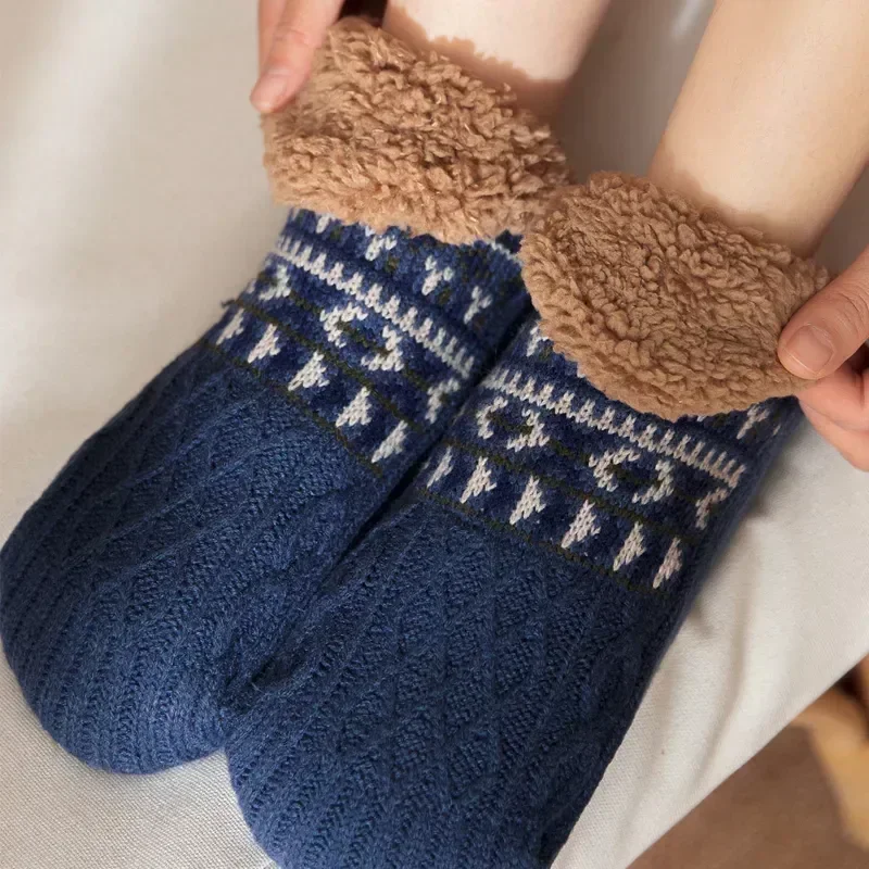 

Носки для сна Нескользящие с напуском для мужчин и женщин, удобные Нескользящие мягкие теплые пушистые зимние толстые плюшевые тапочки-носки