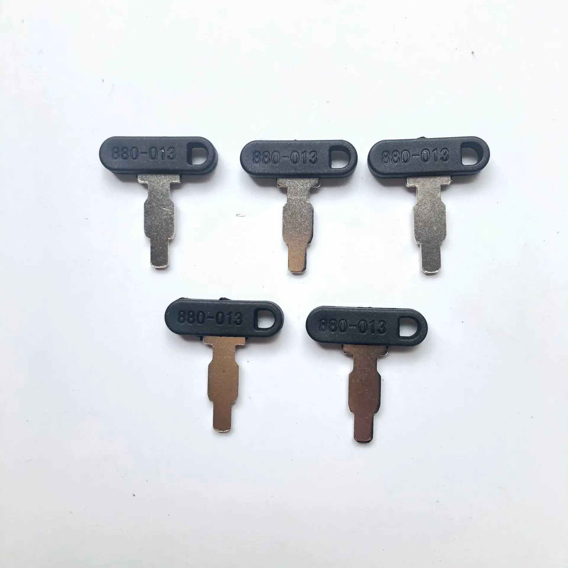 5PCS 880-013 Key 35111880013 For Heavy Equipment Honda Generator 880013
5PCS 880-013 Key 35111880013 For Heavy Equipment Honda Generator 880013
