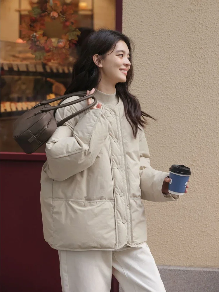 Fashion Solid Color O Neck Quilted Coat Women Autumn Winter New Warm Loose Cotton Jacket Female Single Breasted Casual Outwear
Fashion Solid Color O Neck Quilted Coat Women Autumn Winter New Warm Loose Cotton Jacket Female Single Breasted Casual Outwear