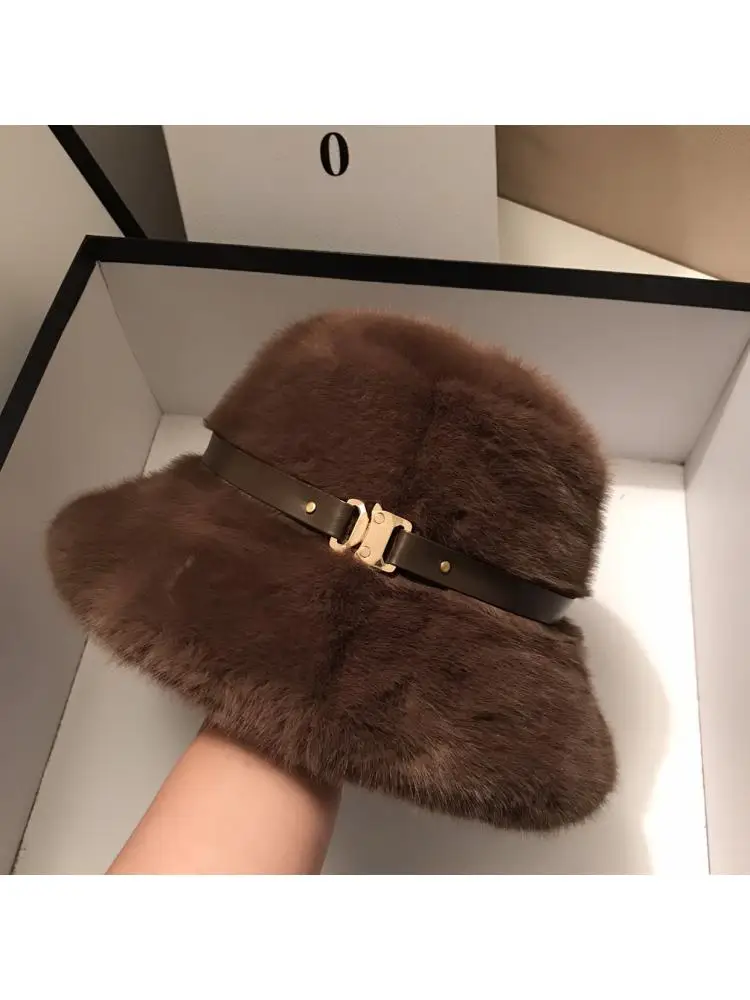 Golf New Hat Autumn And Winter Plush Velvet Warm Fisherman Hat Ear Protection Lei Feng Hat Small Face
Golf New Hat Autumn And Winter Plush Velvet Warm Fisherman Hat Ear Protection Lei Feng Hat Small Face