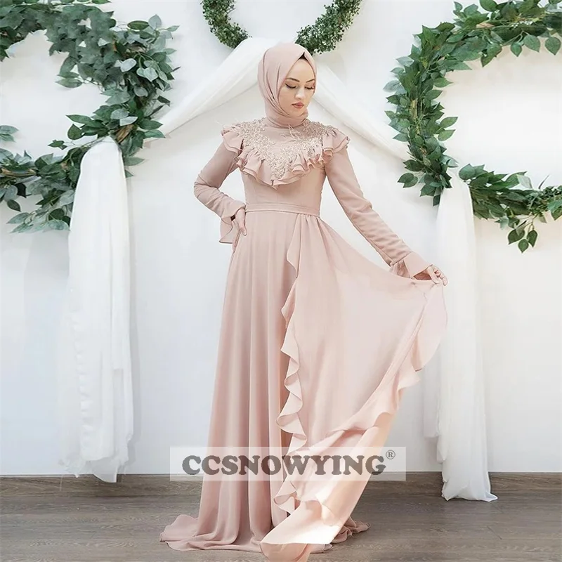 Pink Chiffon Long Sleeve Muslim Evening Dresses Islamic Hijab Formal Party Gowns Women Appliques Arabic Kaftan Robes De Soirée
Pink Chiffon Long Sleeve Muslim Evening Dresses Islamic Hijab Formal Party Gowns Women Appliques Arabic Kaftan Robes De Soirée