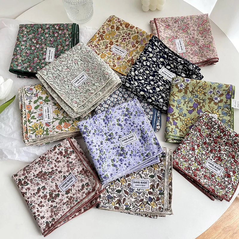 Vintage Silk Scarfs Women Spring Floral Scarf Square Scarves Thin Bandana Fashion Neckerchief 53*53 Cm HairBand Casual Muffler
Vintage Silk Scarfs Women Spring Floral Scarf Square Scarves Thin Bandana Fashion Neckerchief 53*53 Cm HairBand Casual Muffler