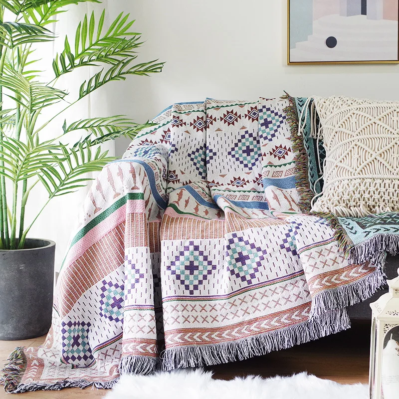 Plaid Blankets Knitted Nordic Sofa Towel Sofa Cover Full Blanket Striped Room Bedside Blanket for Home Decoration cobertor manta
Plaid Blankets Knitted Nordic Sofa Towel Sofa Cover Full Blanket Striped Room Bedside Blanket for Home Decoration cobertor manta