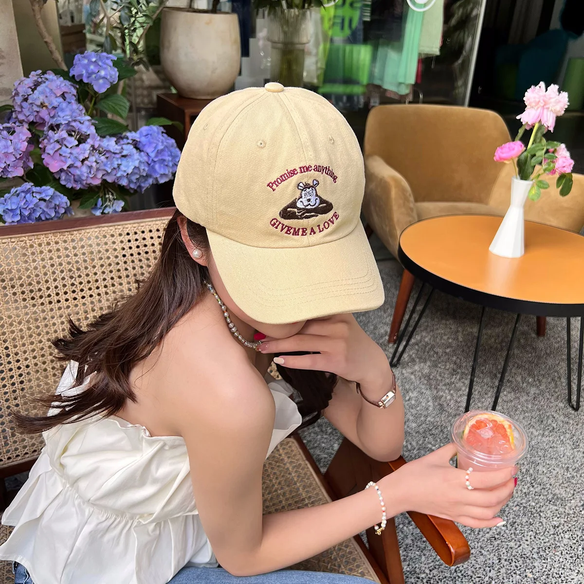 Мягкая бейсболка в американском стиле с изображением утиного языка, Солнцезащитная бейсболка, мужские головные уборы, женские шапки
Мягкая бейсболка в американском стиле с изображением утиного языка, Солнцезащитная бейсболка, мужские головные уборы, женские шапки