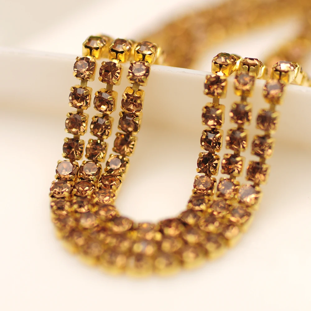 SS6,8,10,12 10m Light Colordao Topaz Rhinestone Cupchain With Gold Setting DIY Sewing Garment Decorative Cupchain Diamond Stones
SS6,8,10,12 10m Light Colordao Topaz Rhinestone Cupchain With Gold Setting DIY Sewing Garment Decorative Cupchain Diamond Stones