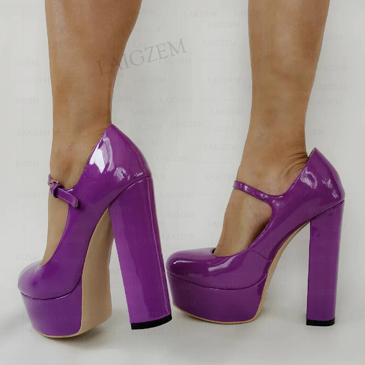 DOHBANER Women Pumps Round Toe Chunky Block High Heels Shiny Sandals Platform Buckle Straps Shoes Woman Big Size 43 45 47 50 52 
DOHBANER Women Pumps Round Toe Chunky Block High Heels Shiny Sandals Platform Buckle Straps Shoes Woman Big Size 43 45 47 50 52